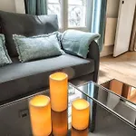 Cozy And Practical Apt In Paris Center