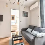 Cozy And Practical Apt In Paris Center